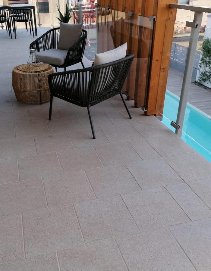 Lake Dream Apartment With Pool In Bardolino Dış mekan fotoğraf