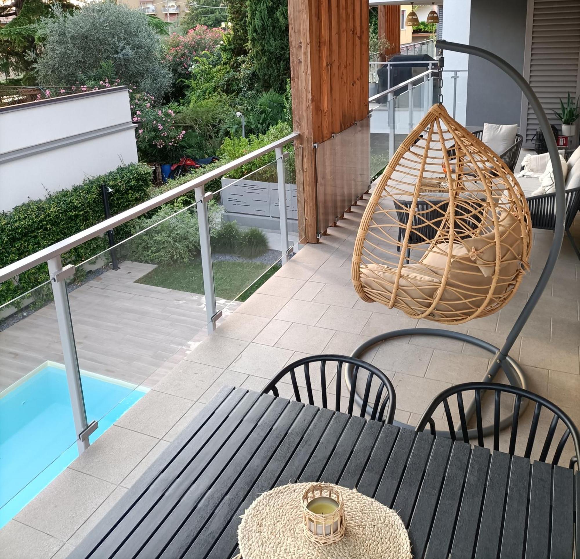 Lake Dream Apartment With Pool In Bardolino Dış mekan fotoğraf